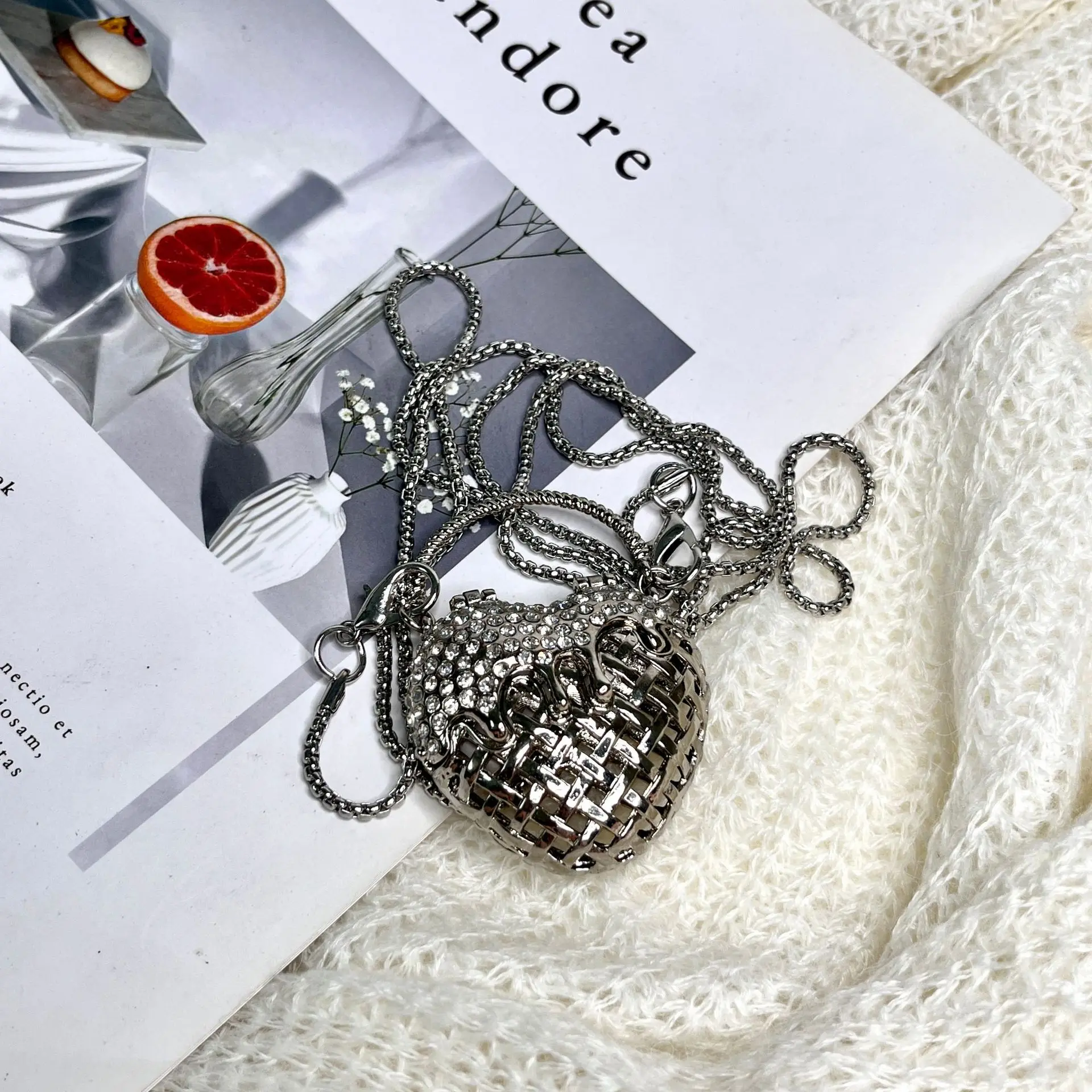 Women Bags Mini - Designer Hollowed Out Heart- Haped Dinner