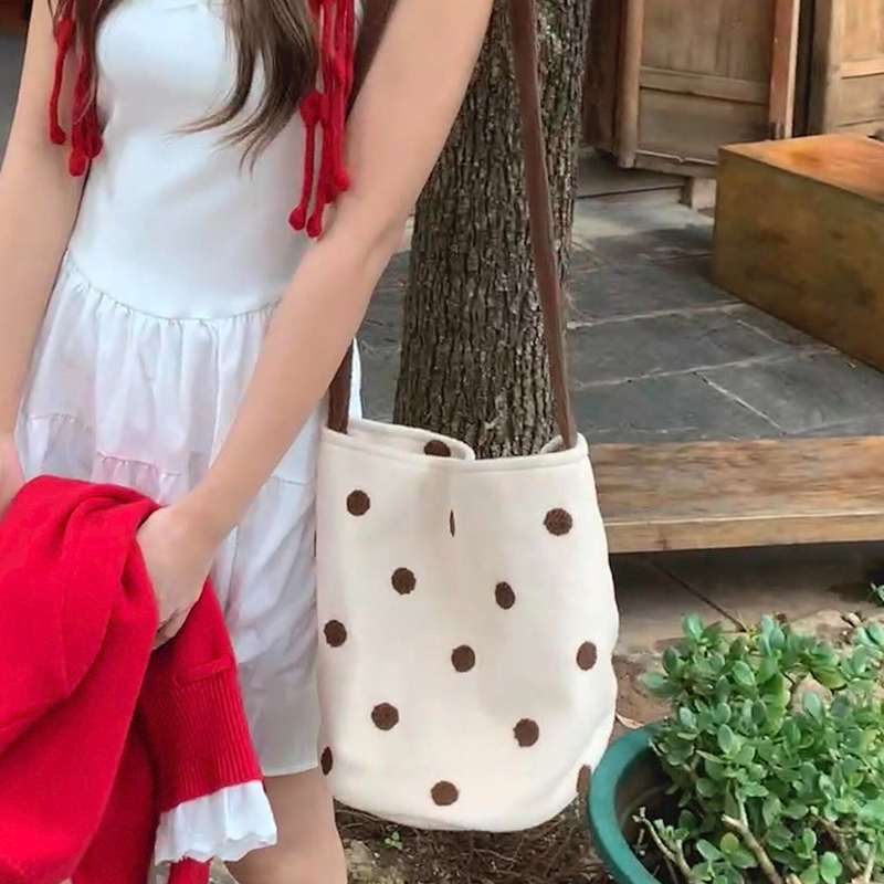 Bolsas Bucket de Lã com Poás p - Women'S Bags New Look avaliação e preço